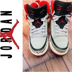 Nike Air Jordan Spizike Brooklyn Grey Red Blk Size 6.5 Youth or Women’s 8